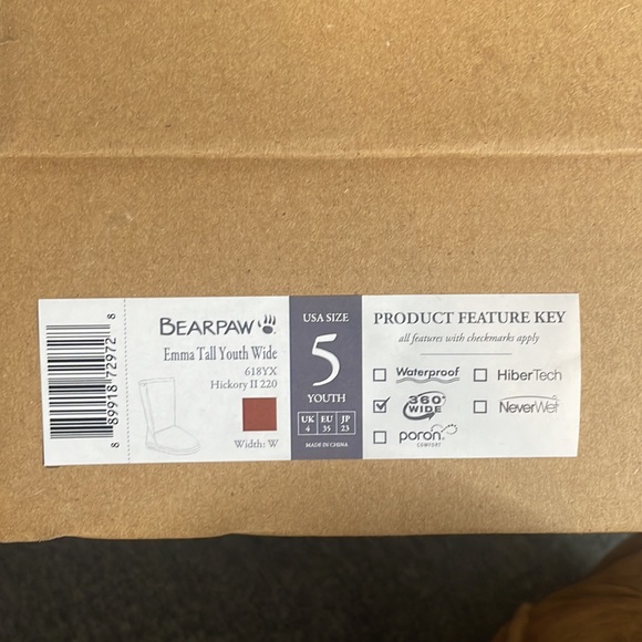 Youth BearPaw Wide Emma Tall boots - Picture 7 of 7